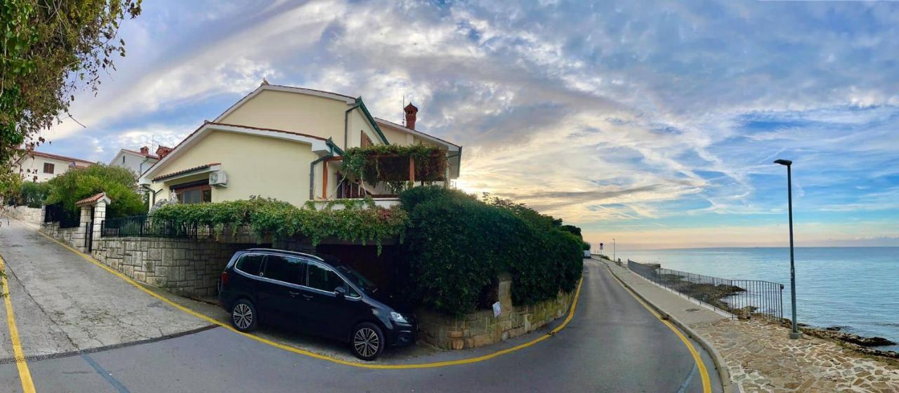 Apartmaji Pri Bosi Nogi Izola Luaran gambar
