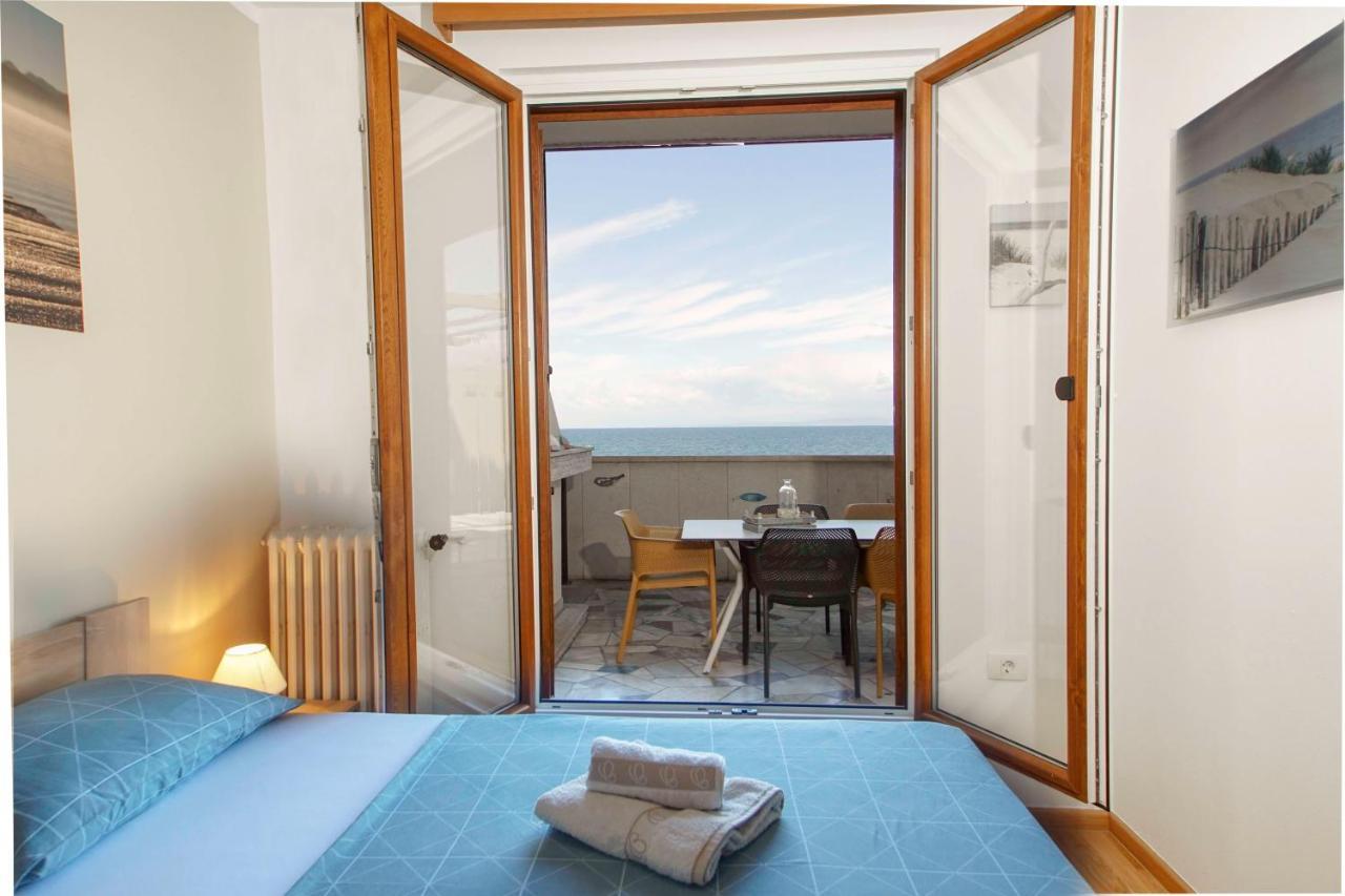 Apartmaji Pri Bosi Nogi Izola Luaran gambar